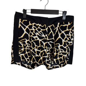 Worthington Slim Fit Shorts Womens 8 Black Yellow White Geometric Animal Print
